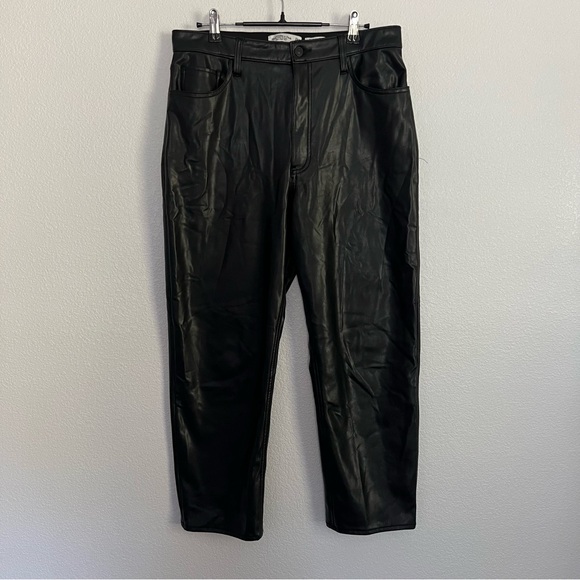 Abercrombie The Ankle Straight Ultra High Rise Vegan Leather Pants 31 12 - Picture 2 of 4
